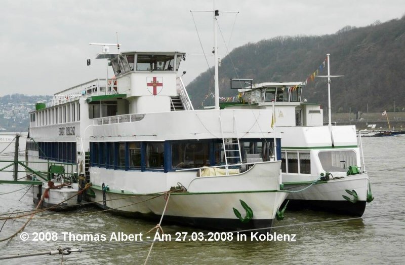 Name:  STADT KOBLENZ  / Baujahr: 1958 / Bauwerft: ? in Hassmersheim am Neckar (Deutschland) / Flagge: Deutschland / Lnge: 42,00 m / Breite: 7,00 m / Tiefgang: 0,90 m / 600 Passagiere / Antrieb: 450 PS / Eigner~Betreiber: Rhein-Moselschifffahrt Hlzenbein GmbH in Koblenz / Heimathafen: Koblenz / Fahrtgebiet: Rhein und Mosel / Schiffs- oder Registriernummer: ? / Bemerkung: 1968 und 1978 wurde das Schiff umgebaut und dabei verlngert. Im April 2008 auf einer Werft in Oberwinter in Brand geraten und dabei fast vollstndig ausgebrannt. 2008 war es nicht im Einsatz, soll aber wahrscheinlich wieder aufgebaut werden.