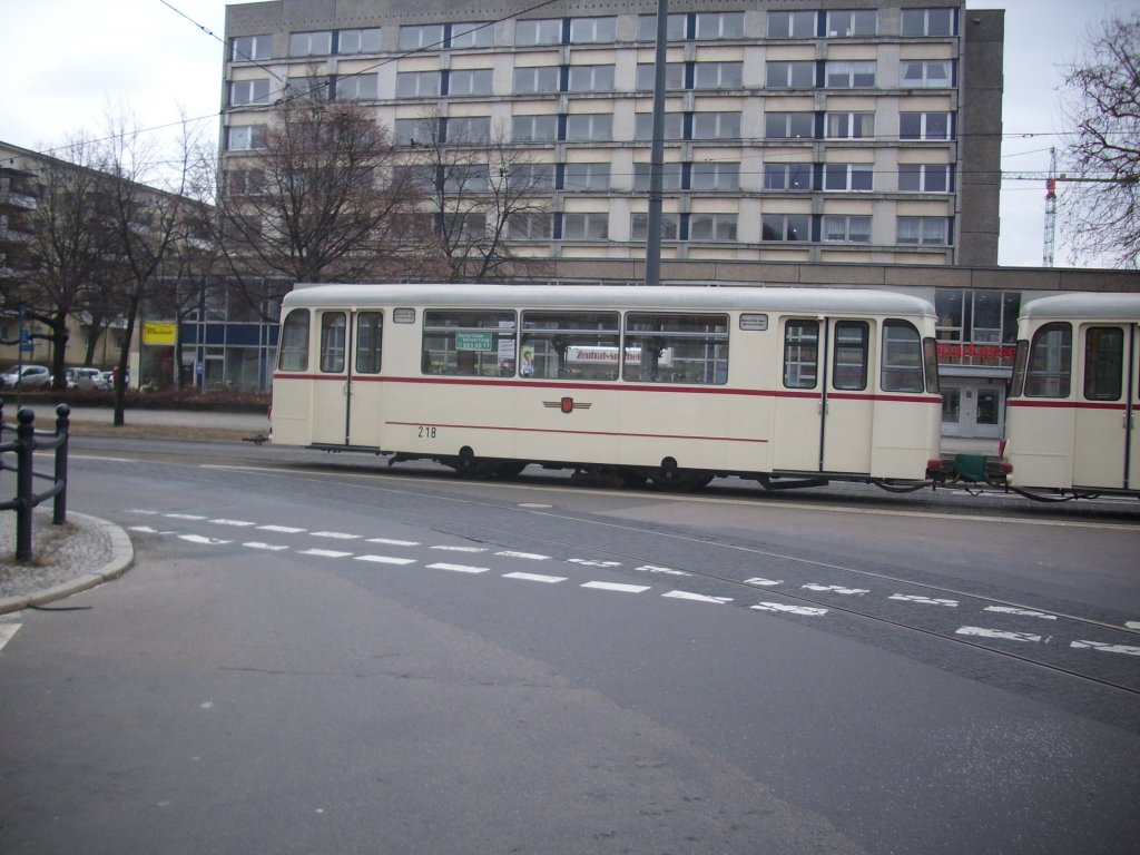 Das letzte Abteil der historischen Partystra�enbahn von Potsdam.