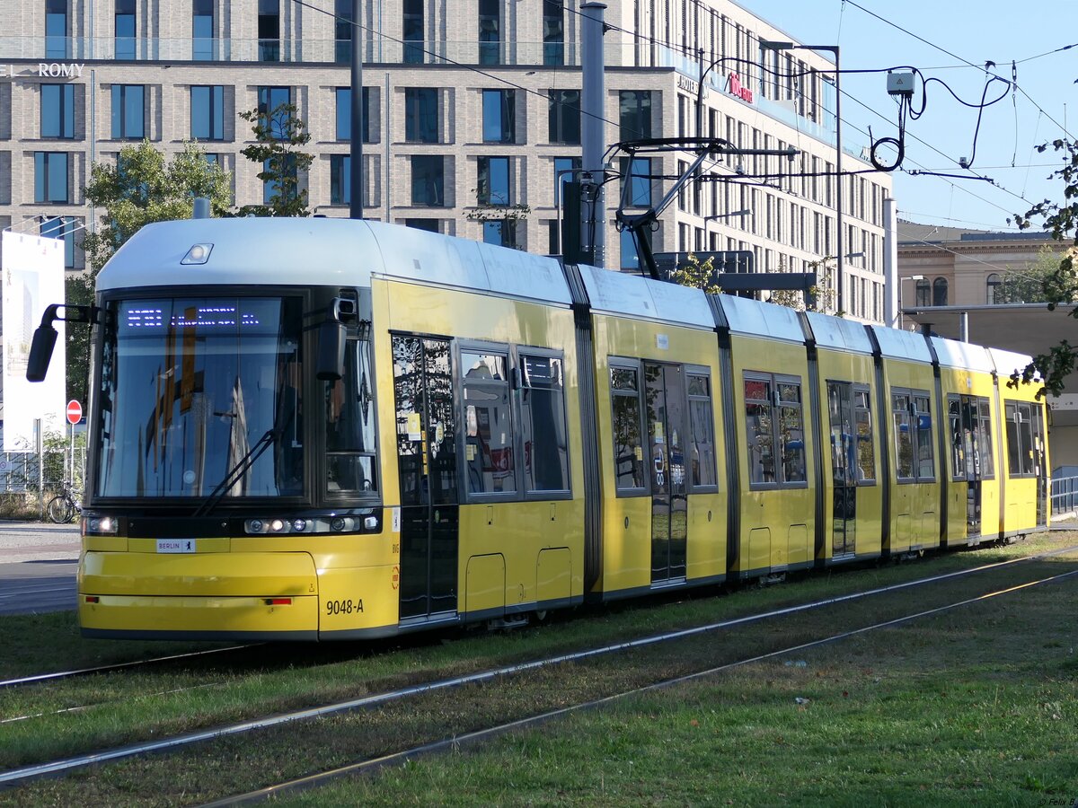 Flexity Nr. 9048-A der BVG in Berlin.