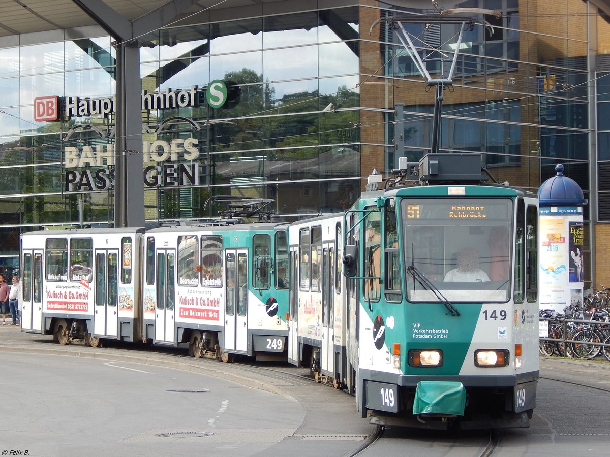 Tatra Nr. 149 und 249 der ViP in Potsdam.